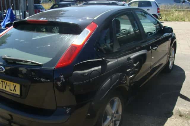 Ford Focus (2007) thumbnail 5