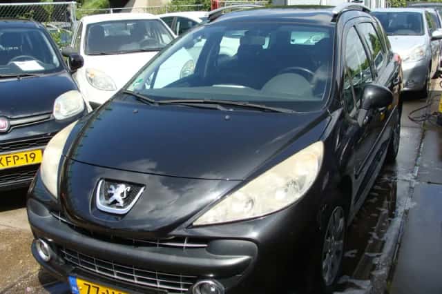 Peugeot 207 (2009) thumbnail 3