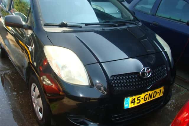 Toyota Yaris (2008) thumbnail 1