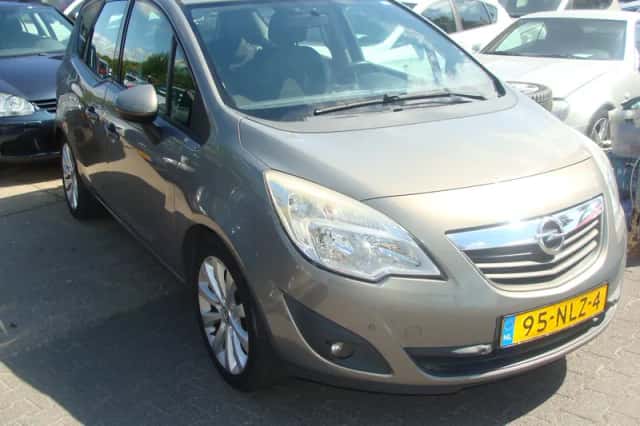 Opel Meriva (2010) thumbnail 1