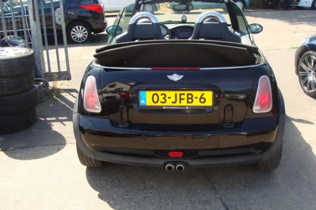 MINI Cabrio (2005) thumbnail 5