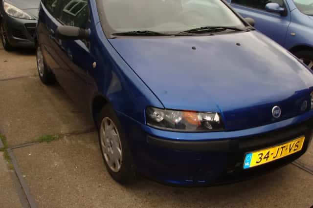 Fiat Punto (2002) thumbnail 1
