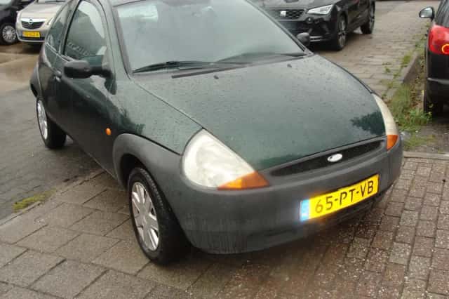 Ford Ka (2004) thumbnail 1