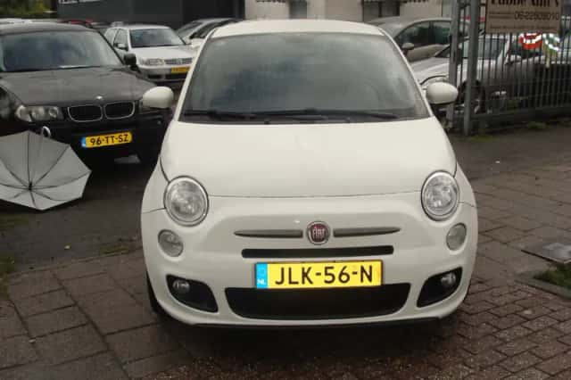Fiat 500 (2013) thumbnail 2