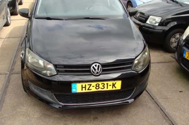 Volkswagen Polo (2010) thumbnail 2
