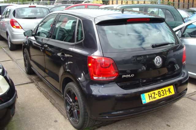 Volkswagen Polo (2010) thumbnail 6