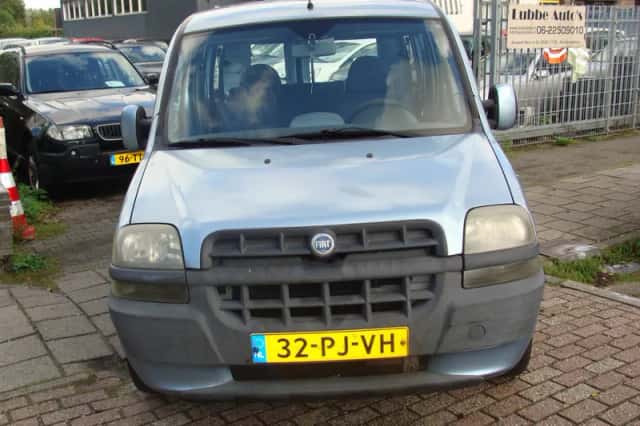 Fiat Doblò (2004) thumbnail 2