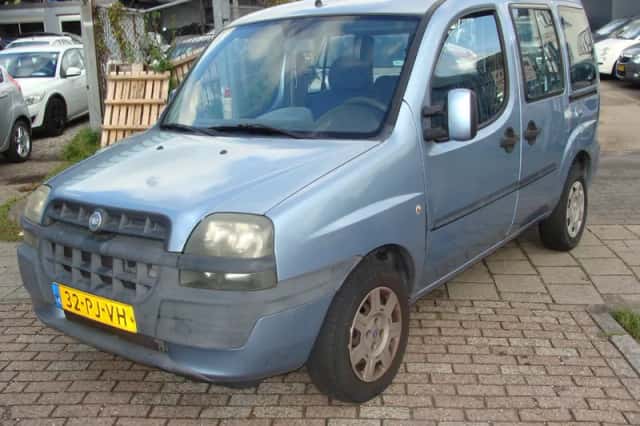 Fiat Doblò (2004) thumbnail 3