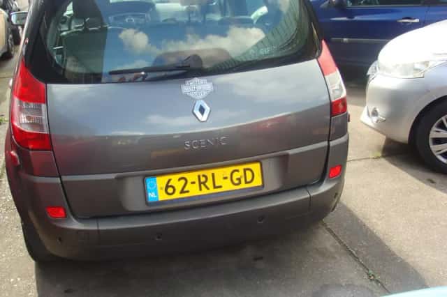 Renault Scénic (2005) thumbnail 5