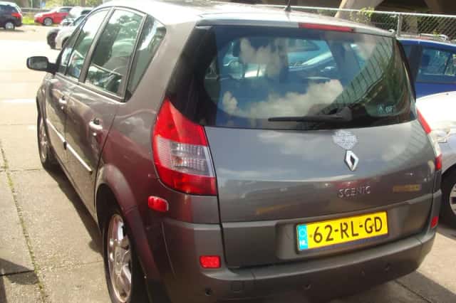 Renault Scénic (2005) thumbnail 6