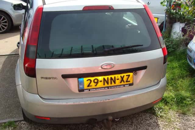 Ford Fiesta (2004) thumbnail 5