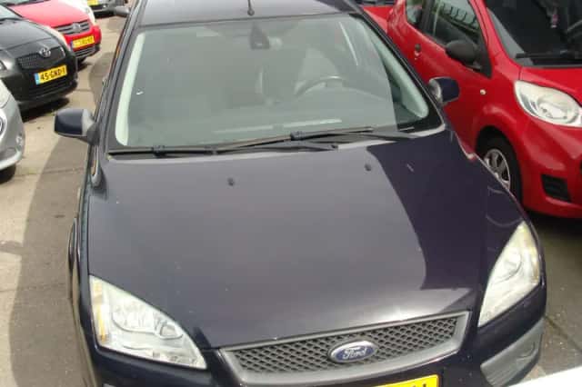 Ford Focus (2007) thumbnail 2