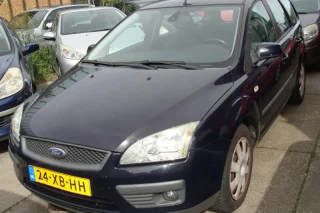 Ford Focus (2007) thumbnail 3