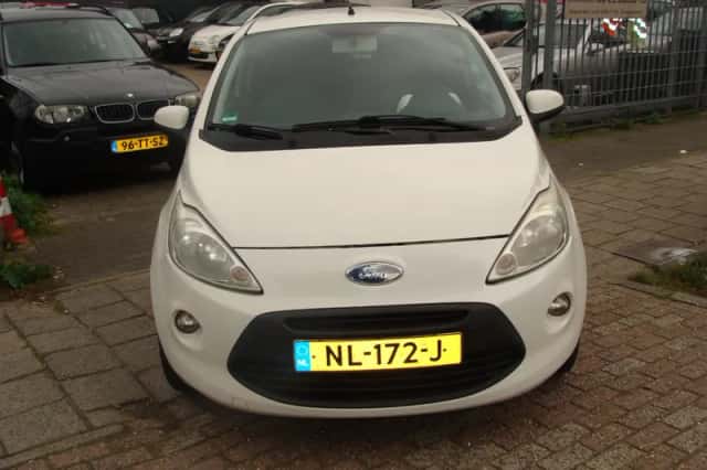 Ford Ka (2009) thumbnail 2