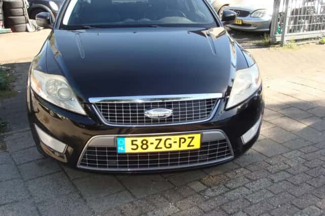 Ford Mondeo (2008) thumbnail 2