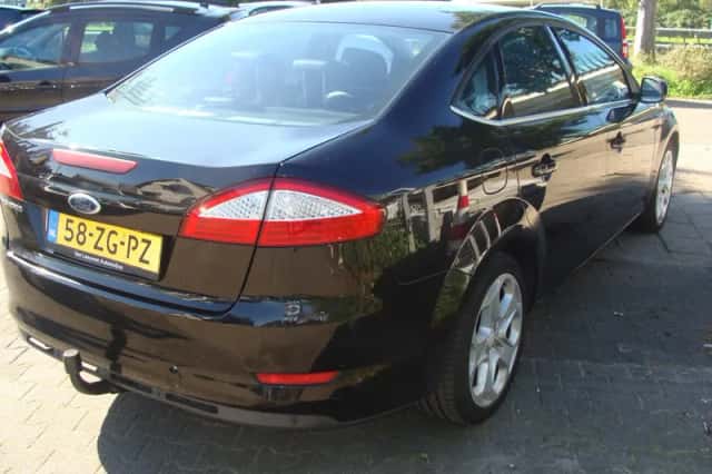 Ford Mondeo (2008) thumbnail 4