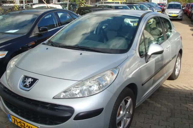 Peugeot 207 (2006) thumbnail 3