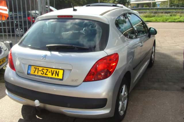 Peugeot 207 (2006) thumbnail 4