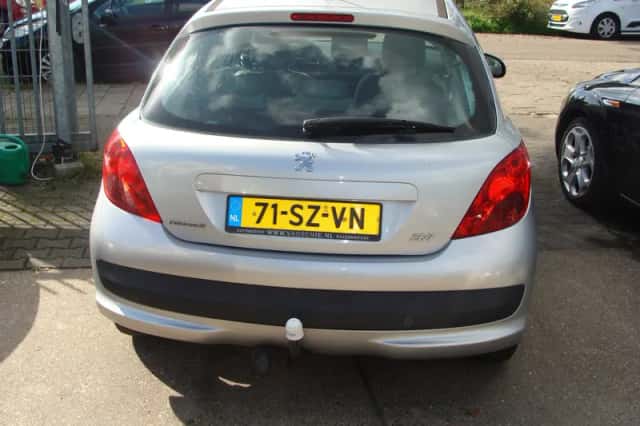 Peugeot 207 (2006) thumbnail 5