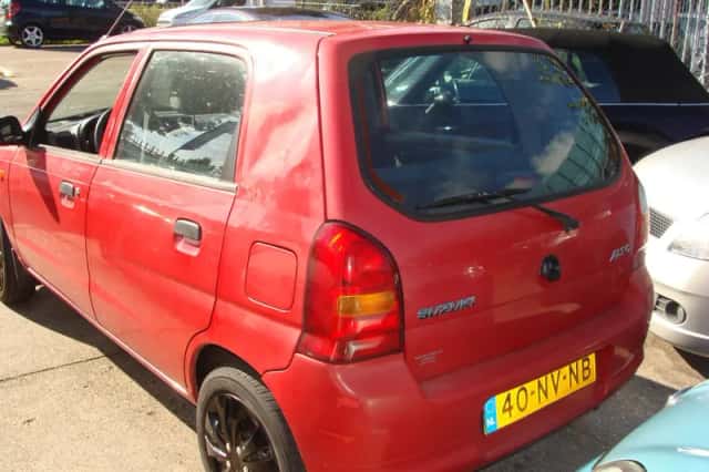 Suzuki Alto (2004) thumbnail 6
