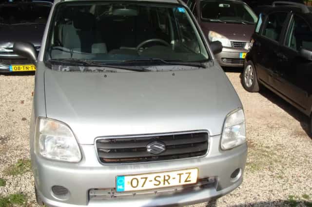 Suzuki Wagon R+ (2006) thumbnail 2