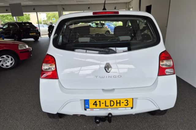 Renault Twingo (2010) thumbnail 5
