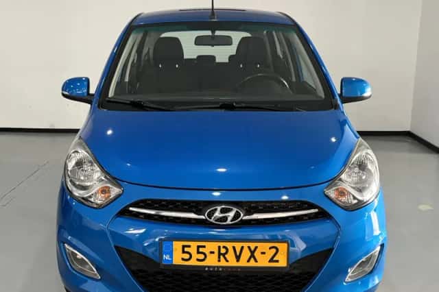 Hyundai i10 (2011) thumbnail 2