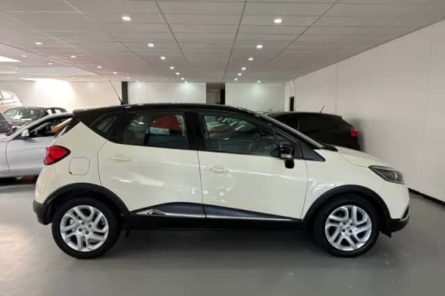 Renault Captur (2014) thumbnail 6
