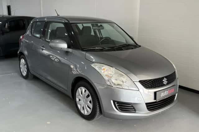 Suzuki Swift (2011) thumbnail 5