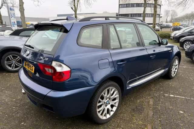 BMW X3 (2004) thumbnail 4
