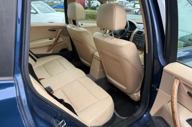 BMW X3 (2004) thumbnail 6