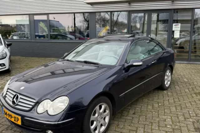Mercedes-Benz CLK-Klasse (2004) thumbnail 1