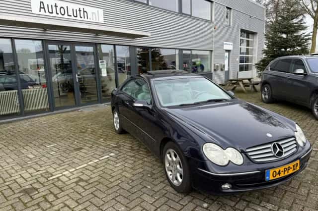 Mercedes-Benz CLK-Klasse (2004) thumbnail 3