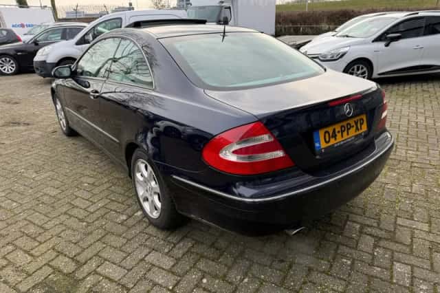 Mercedes-Benz CLK-Klasse (2004) thumbnail 6