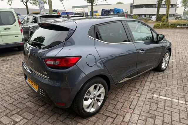 Renault Clio (2017) thumbnail 4