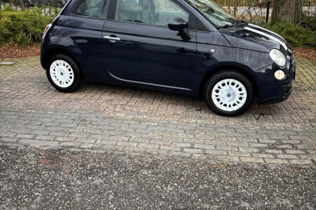 Fiat 500 (2011) thumbnail 2