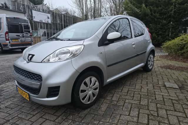 Peugeot 107 (2011) thumbnail 1