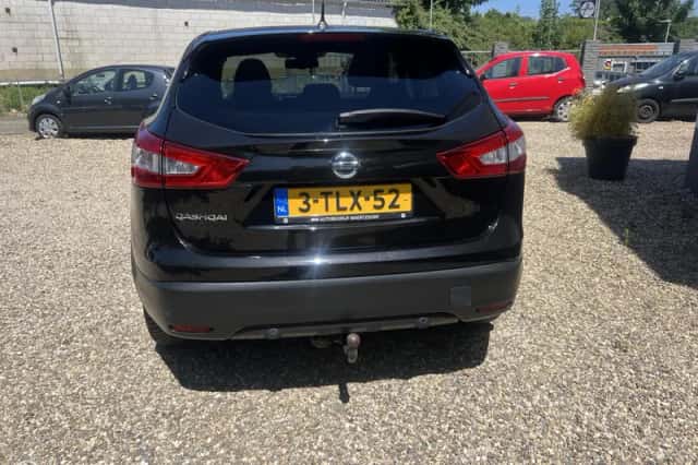 Nissan Qashqai (2014) thumbnail 4