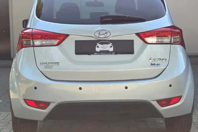 Hyundai ix20 (2011) thumbnail 4