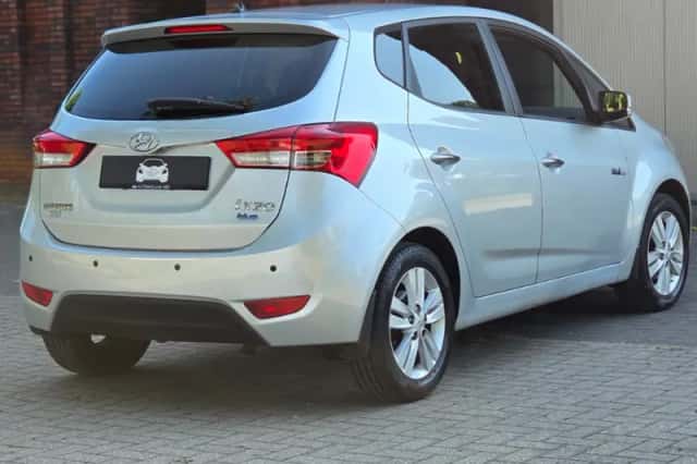 Hyundai ix20 (2011) thumbnail 6