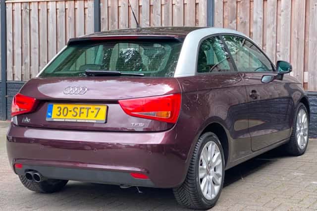 Audi A1 (2011) thumbnail 5