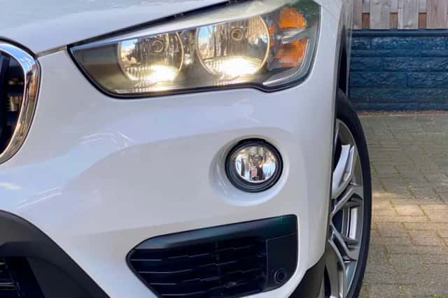 BMW X1 (2017) thumbnail 3