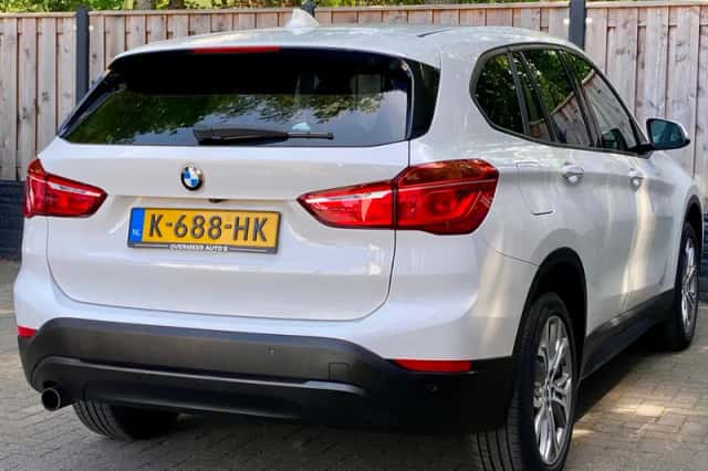 BMW X1 (2017) thumbnail 5