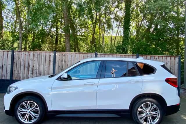 BMW X1 (2017) thumbnail 6
