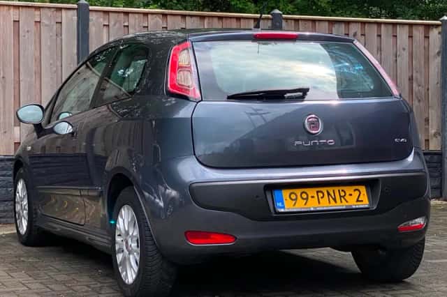 Fiat Punto (2011) thumbnail 4