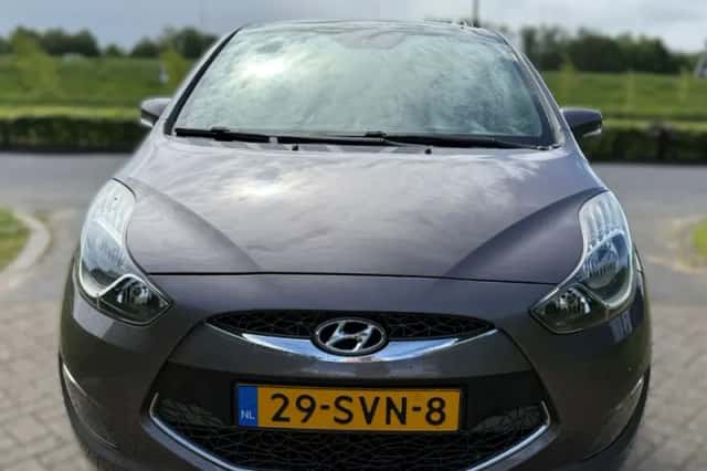 Hyundai ix20 (2011) thumbnail 3