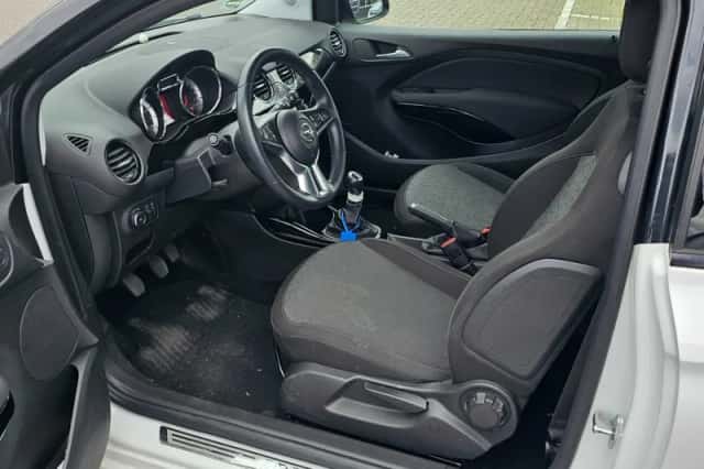 Opel Adam (2015) thumbnail 6