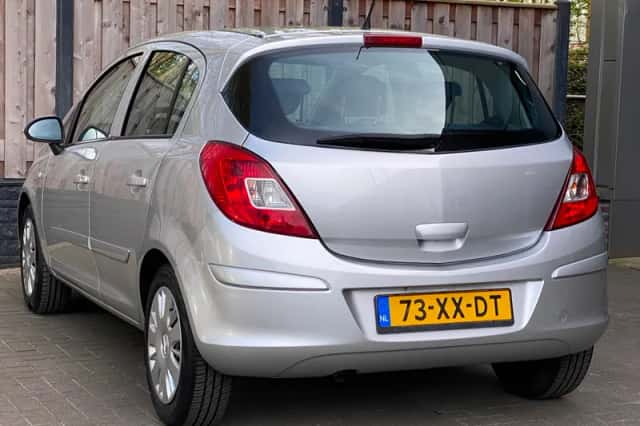 Opel Corsa (2007) thumbnail 5