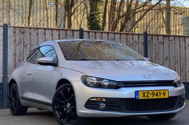 Volkswagen Scirocco (2010) thumbnail 2