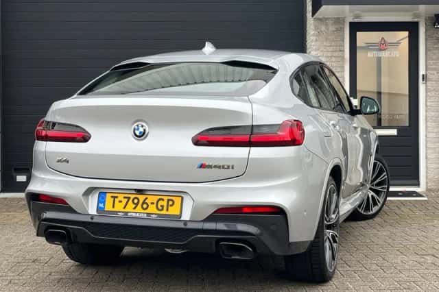 BMW X4 (2019) thumbnail 4